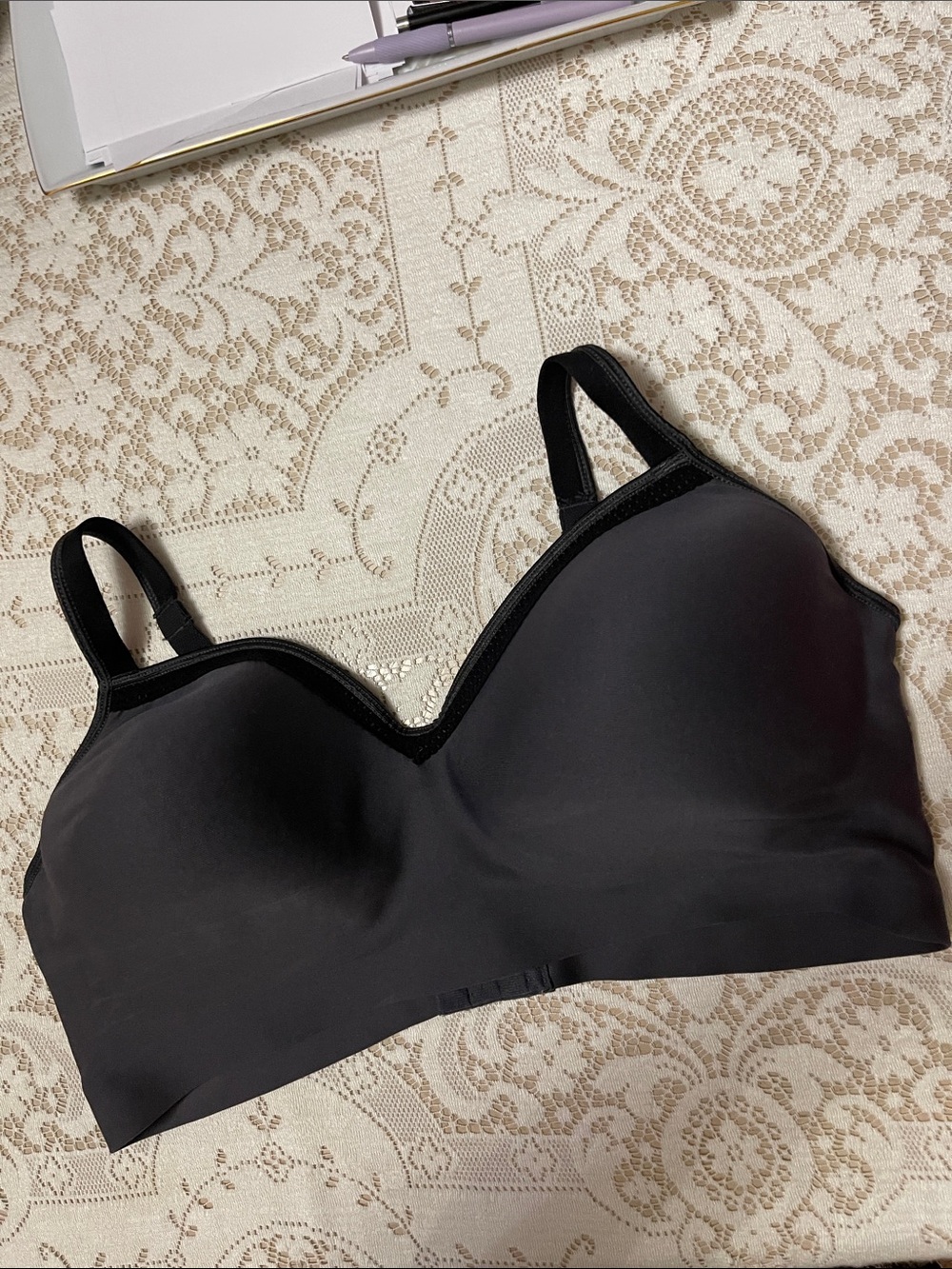 HANES  G199 /HB99 Seamless Black Wireless Comfort Bra
